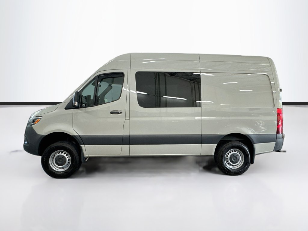 Used 2021 Mercedes-Benz Sprinter 2500 image 8
