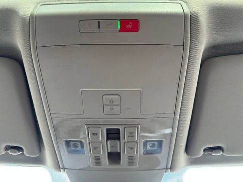Used 2021 Volkswagen Atlas SEL Premium AWD/4WD image 35