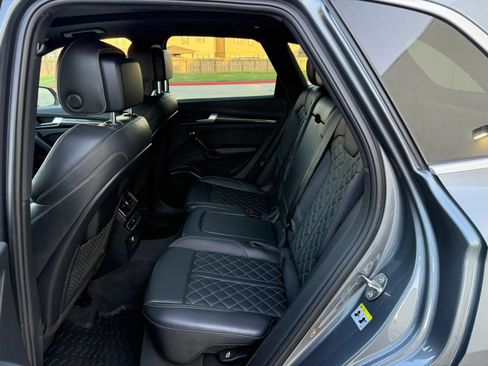 Used 2018 Audi SQ5 Premium Plus AWD/4WD image 15