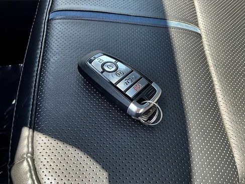 Used 2024 Ford F150 Platinum w/ Equipment Group 702A High image 10