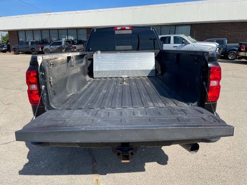 Used 2016 GMC Sierra 3500 Denali w/ Duramax Plus Package image 5