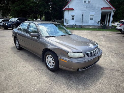 Used 1999 Chevrolet Malibu LS FWD image 4