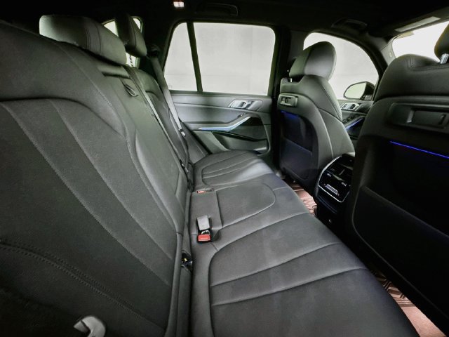 Used 2020 BMW X5 xDrive40i w/ Convenience Package AWD/4WD image 24