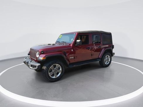 Used 2022 Jeep Wrangler Unlimited Sahara w/ Cold Weather Group image 4