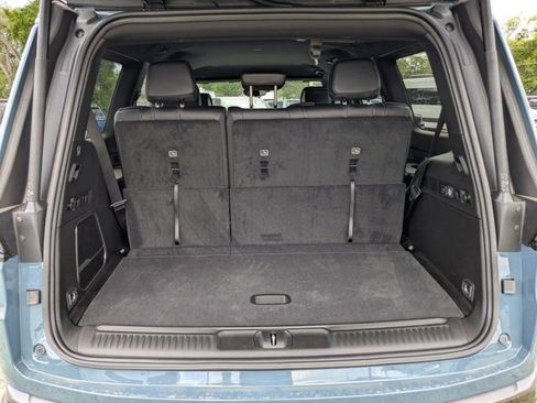 New 2026 Jeep Grand Wagoneer 2WD w/ 8-Passenger Seating Package image 12