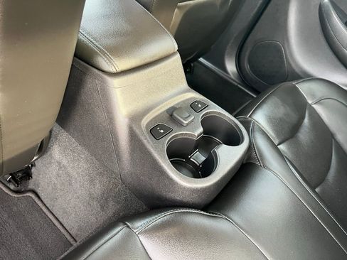 Used 2017 Chevrolet Volt Premier w/ Driver Confidence II Package FWD image 21