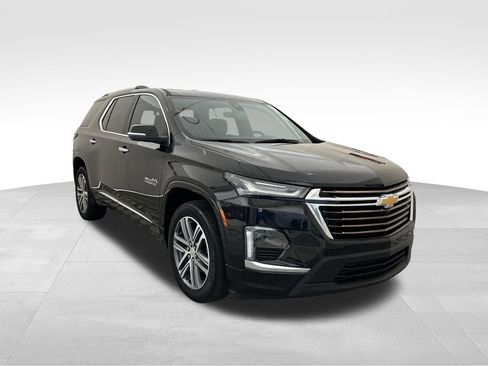 Used 2023 Chevrolet Traverse High Country FWD image 8