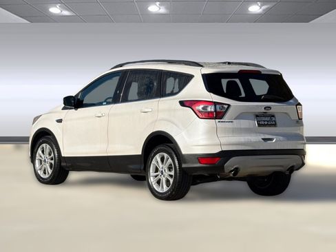 Used 2017 Ford Escape SE w/ SE Leather Comfort Package image 3
