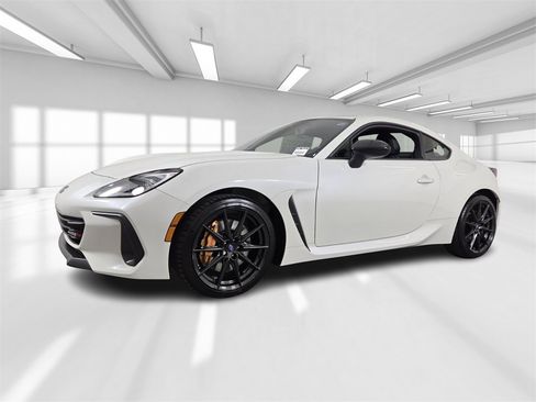 New 2025 Subaru BRZ tS image 2