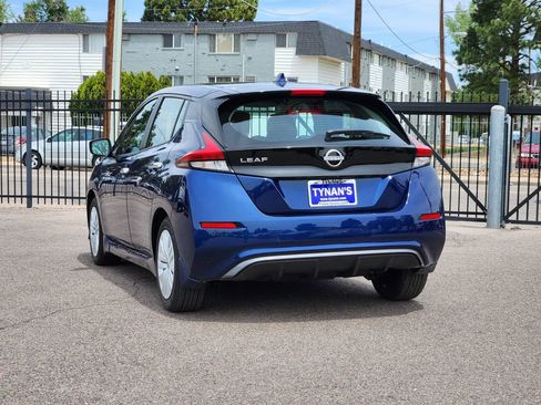 Certified 2025 Nissan Leaf S FWD image 5