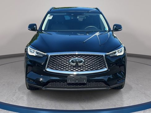Used 2023 INFINITI QX50 Luxe AWD/4WD image 2