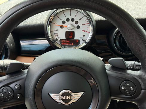 Used 2014 MINI Cooper Clubman S FWD image 10