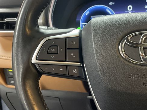 Used 2023 Toyota Highlander Platinum image 19