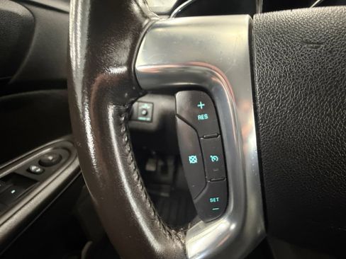 Used 2017 Chevrolet Traverse LT w/ Style and Technology Package AWD/4WD image 17