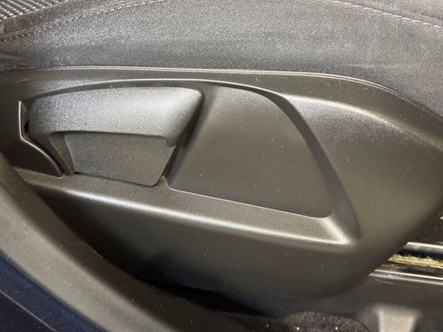 Used 2016 Chevrolet Equinox LS AWD/4WD image 25