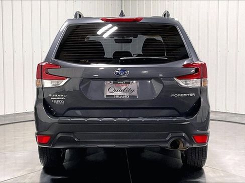 Used 2021 Subaru Forester w/ Popular Package #1 AWD/4WD image 4