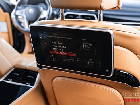 Used 2018 BMW ALPINA B7 xDrive image 44