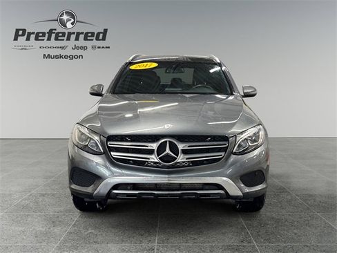 Used 2017 Mercedes-Benz GLC 300 4MATIC image 11