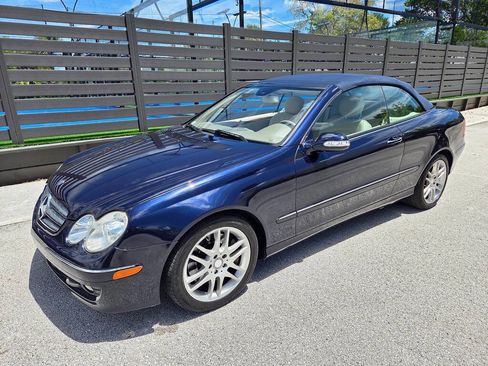 Used 2008 Mercedes-Benz CLK 350 Cabriolet image 3