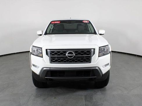 Certified 2023 Nissan Frontier SV w/ Tow Package image 13