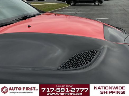 Used 2018 Dodge Durango SRT w/ SRT Interior Appearance Group AWD/4WD image 7