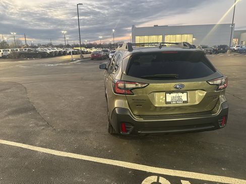 Used 2020 Subaru Outback Onyx Edition XT w/ Popular Package #2 image 3