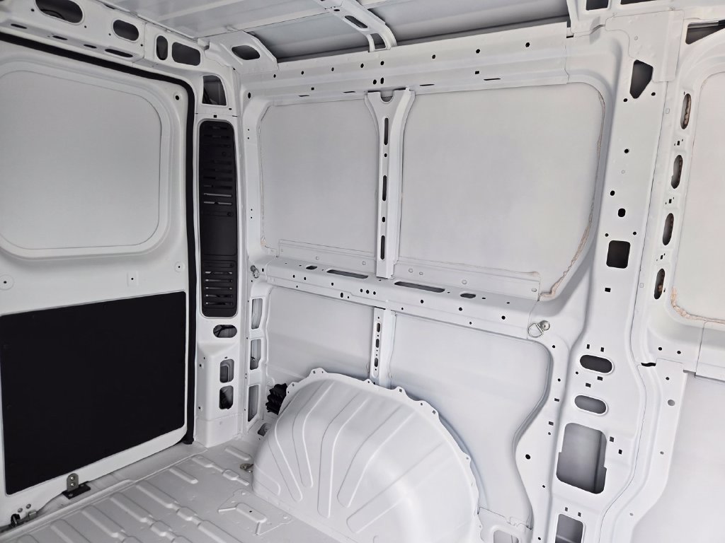 Used 2023 RAM ProMaster 2500 w/ Driver Convenience Group FWD image 12