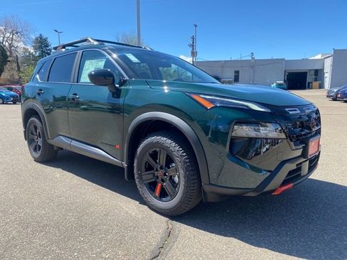 New 2026 Nissan Rogue SV AWD/4WD image 7
