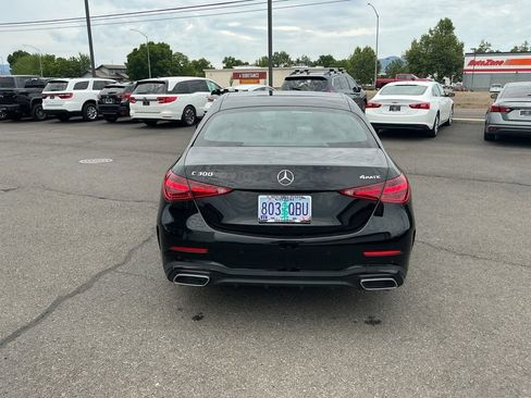 Used 2025 Mercedes-Benz C 300 4MATIC Sedan image 9