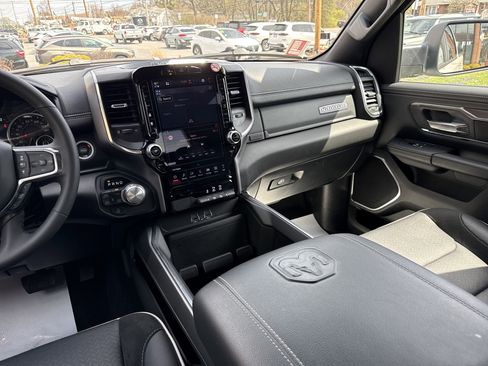 Used 2026 RAM 1500 Laramie AWD/4WD image 22