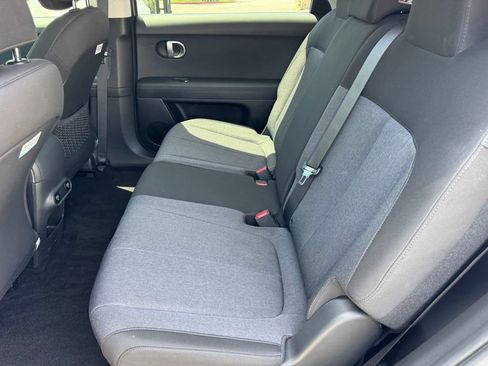 Certified 2024 Hyundai Ioniq 5 SE RWD image 9