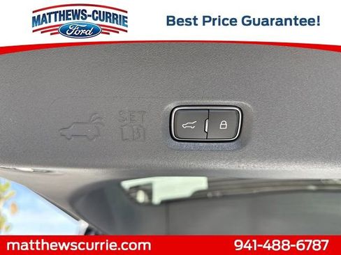 New 2025 Ford Expedition Active image 15