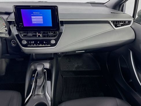 Used 2025 Toyota Corolla SE image 24