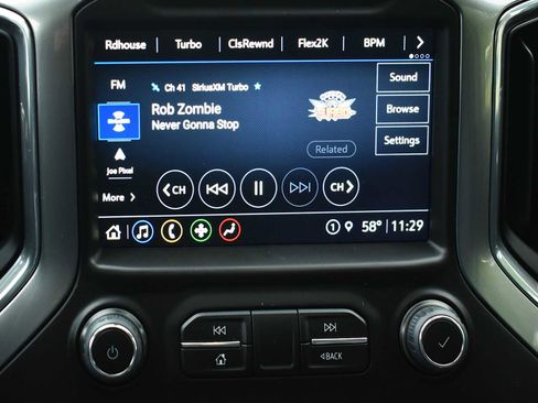 Used 2023 Chevrolet Silverado 2500 LT w/ Z71 Chrome Sport Edition image 15