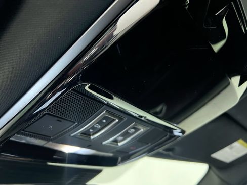 Used 2024 Land Rover Range Rover Velar Dynamic HSE AWD/4WD image 14