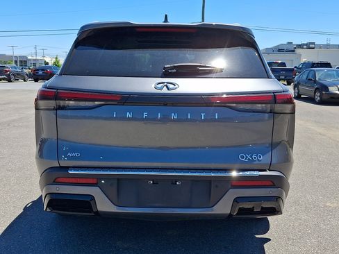 Certified 2023 INFINITI QX60 Luxe w/ Cargo Package AWD/4WD image 7