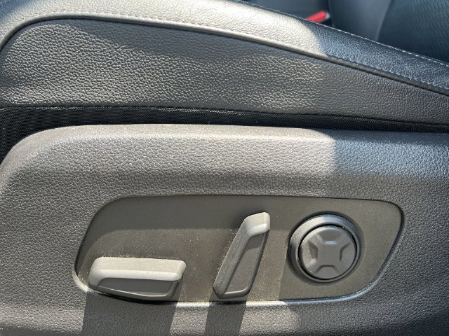 Used 2024 Kia Carnival SX Prestige FWD image 38