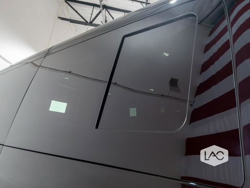 Used 2025 Mercedes-Benz Sprinter 2500 image 9