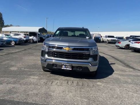 New 2026 Chevrolet Silverado 1500 LT w/ Z71 Off-Road Package AWD/4WD image 3