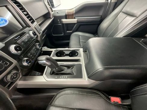 Used 2018 Ford F150 Lariat w/ Equipment Group 502A Luxury AWD/4WD image 18