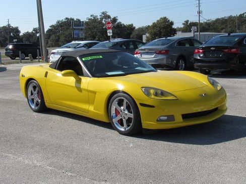 Used 2007 Chevrolet Corvette Convertible w/ Preferred Equipment Group image 9