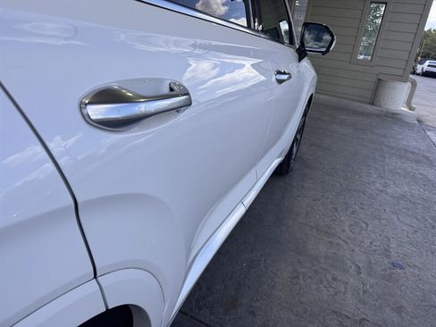 Used 2021 Hyundai Palisade Calligraphy image 12