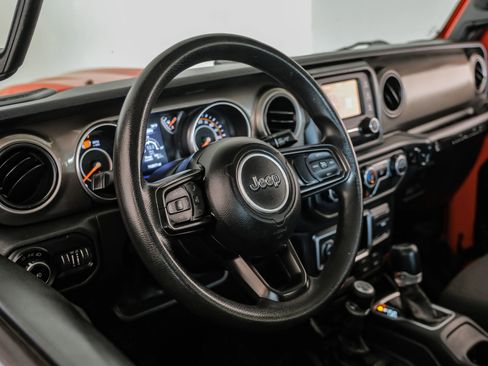 Used 2018 Jeep Wrangler Unlimited Sport image 16