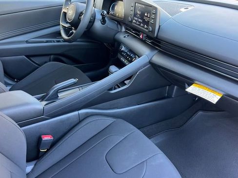 New 2026 Hyundai Elantra Sport FWD image 15
