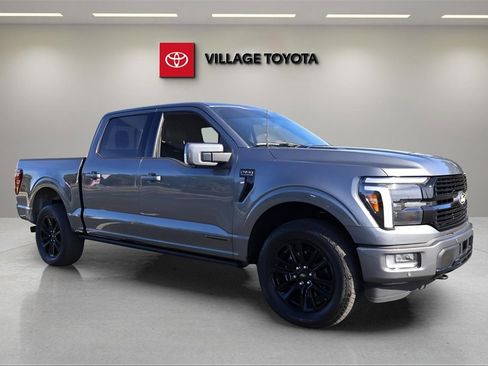 Used 2025 Ford F150 Platinum w/ Equipment Group 702A High image 1