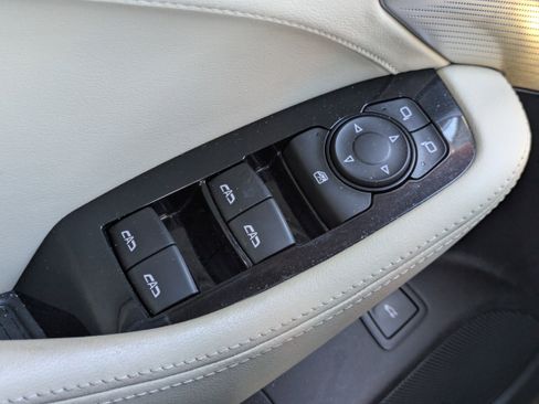 Certified 2022 Cadillac CT5 Luxury w/ Sun And Sound Package image 13