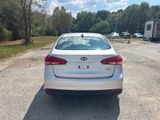 Used 2017 Kia Forte LX image 4