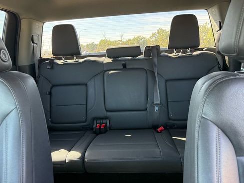 Used 2024 GMC Sierra 1500 SLT image 20