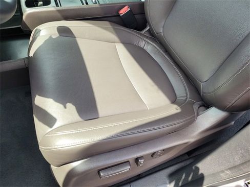 Used 2024 Honda Odyssey EX-L image 11