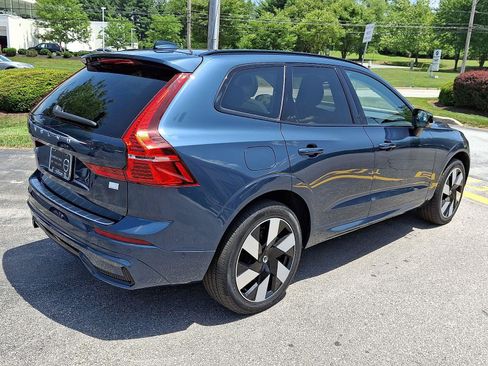 Certified 2024 Volvo XC60 T8 Plus w/ Protection Package Premier AWD/4WD image 6